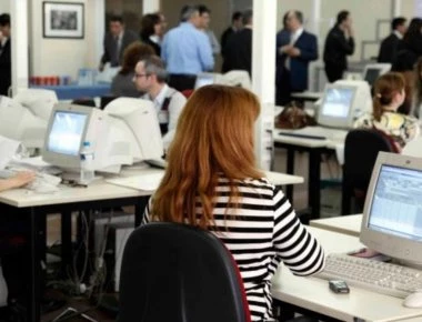 Κάτω από 1.000 ευρώ μηνιαίο μισθό παίρνουν επτά στους δέκα εργαζομένους